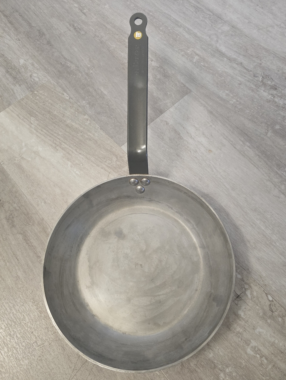 de Buyer Steel Pan 9.5"/10" Made In France